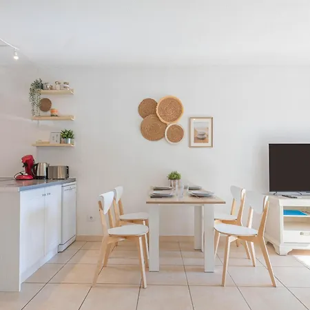 Dans Les Golfs Appt 47m² Piscine Lejlighed Saint-Raphaël