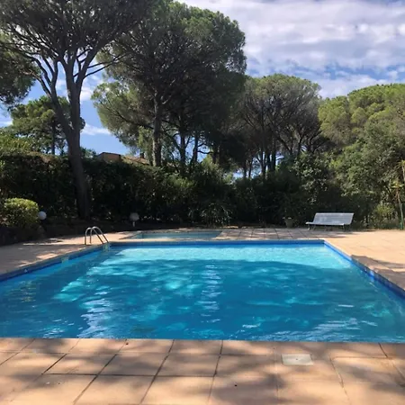 Dans Les Golfs Appt 47m² Piscine * Saint-Raphael (Var)